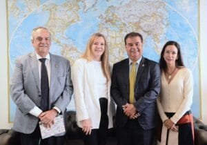 Reunião com a Secretária da OTCA, Vanessa Grazziotin, em Brasília