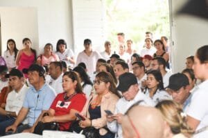 Delegações parlamentares em visita à Associação Villagarzon, Putumayo, Colômbia