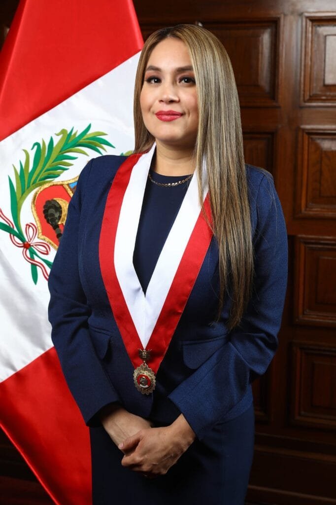 Cheryl Trigozo Reátegui Cheryl Trigozo Reátegui